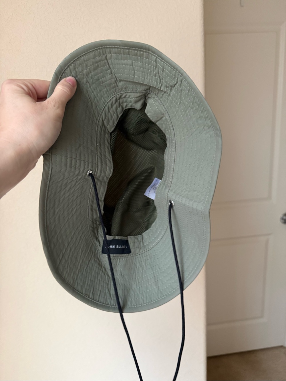 John Elliott L/XL Olive Nylon Blend Bucket Hat Adjustable Chin Strap - Picture 5 of 8